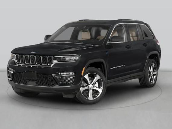 JEEP GRAND CHEROKEE 2023 1C4RJYB62PC633404 image